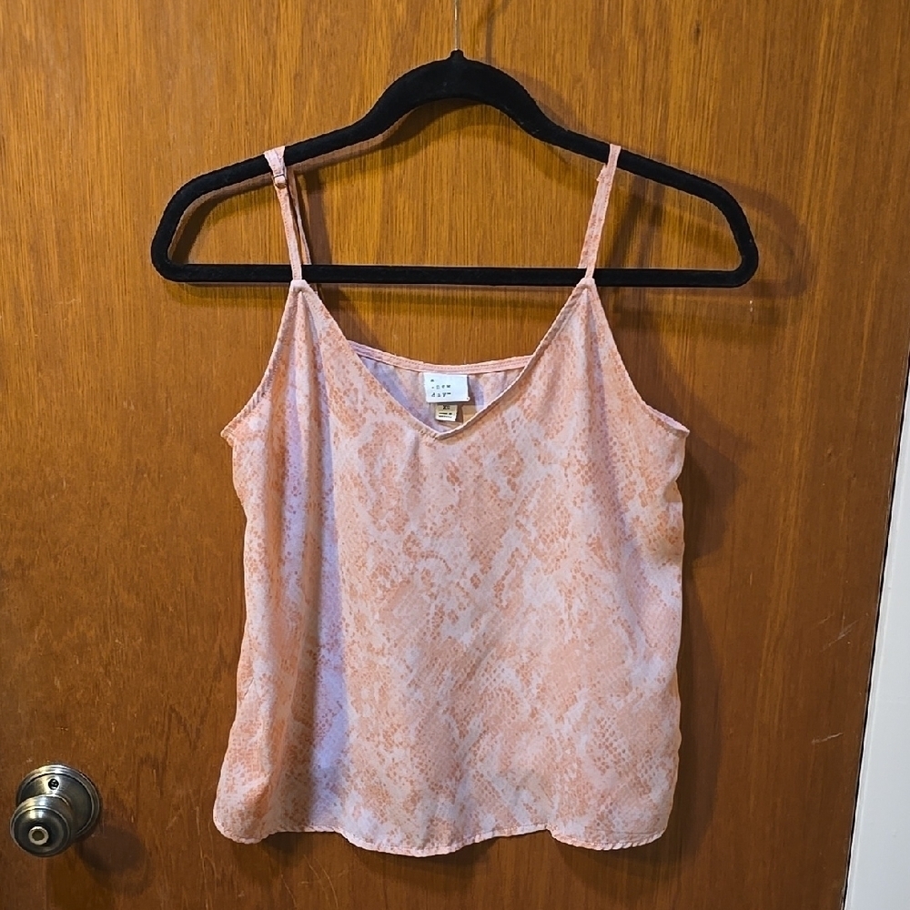 A New Day Cami Top XS Pink/Peach Snakeskin Print V-Neck Adjustable Straps